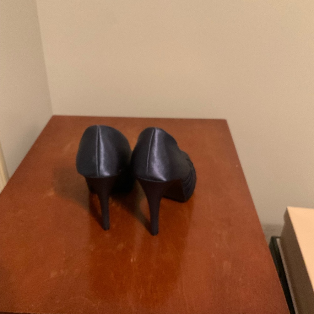 Shoes - Picture 3 of 3
